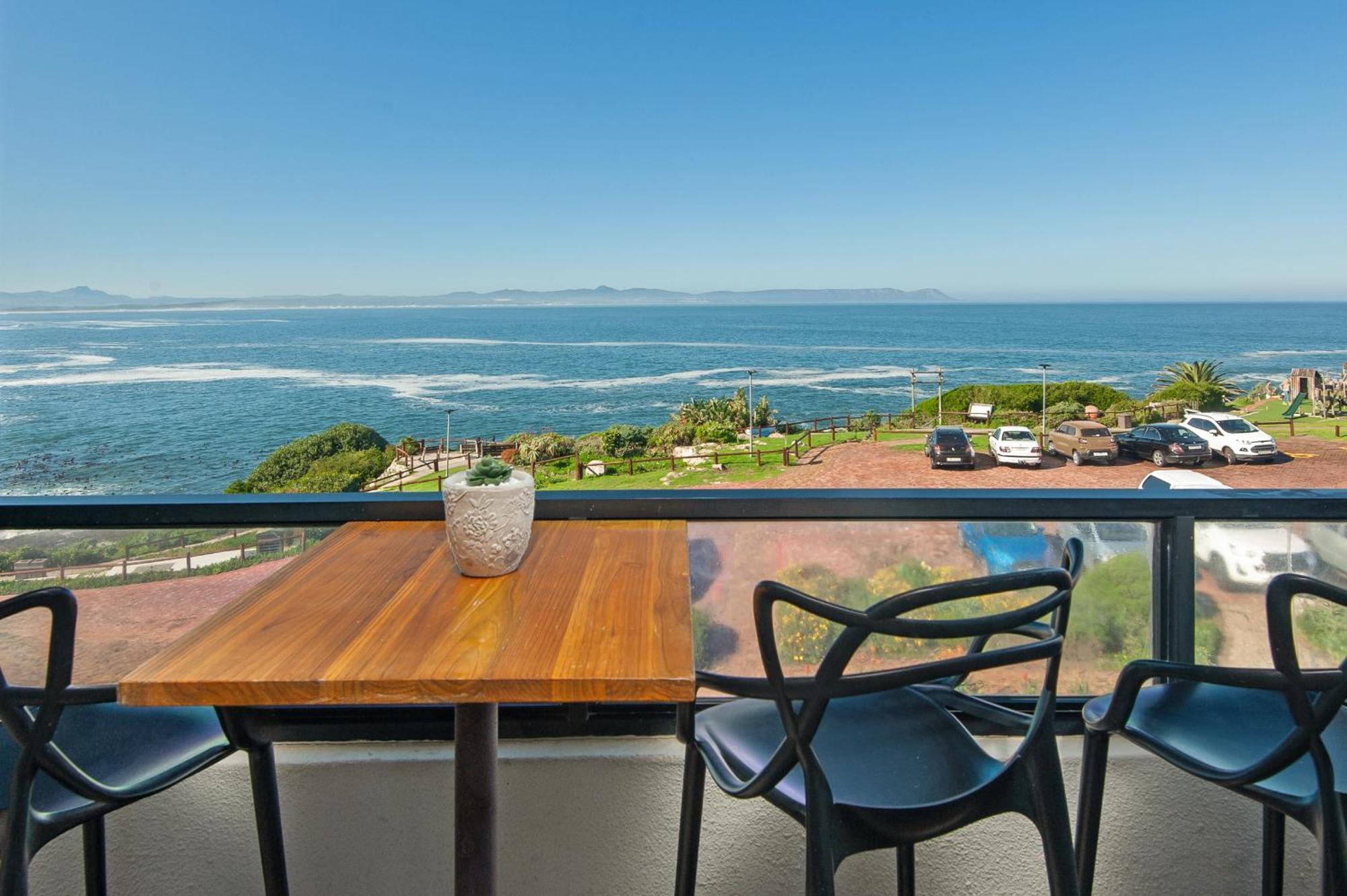 Walker Bay Luxury Seafront Apartment Hermanus Ngoại thất bức ảnh